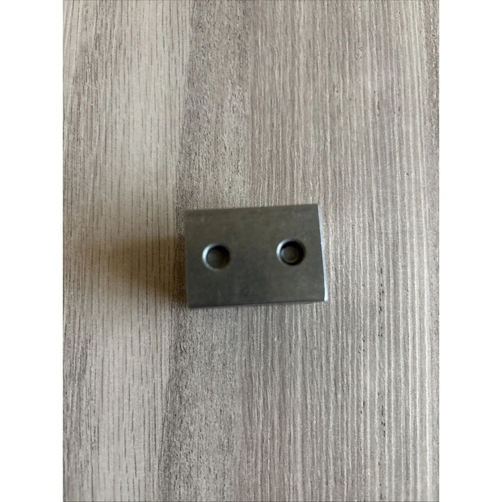 The Unbranded Brand pro axle